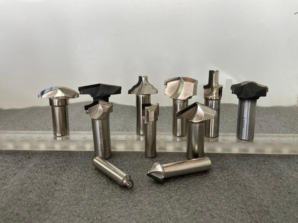 YÜZEY İŞLEME BIÇAKLARI